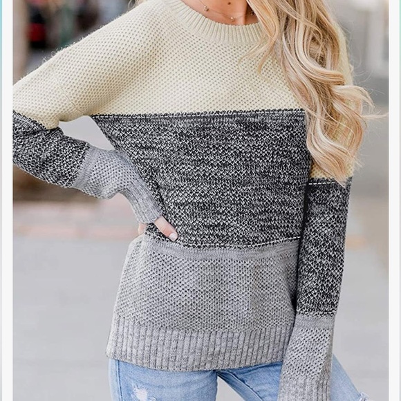 Cozy oversized striped sweater. - Picture 1 of 2